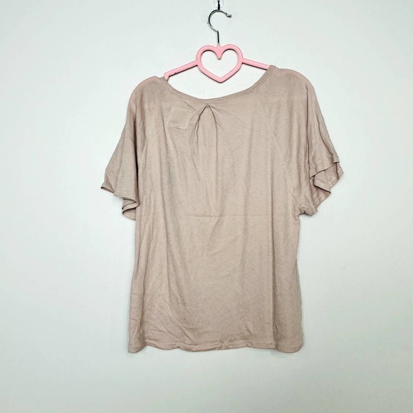 Chaser NWT Scoop Neck Flounce Sleeve Raglan Oversized Blouse Tan Size Small - Picture 4 of 4